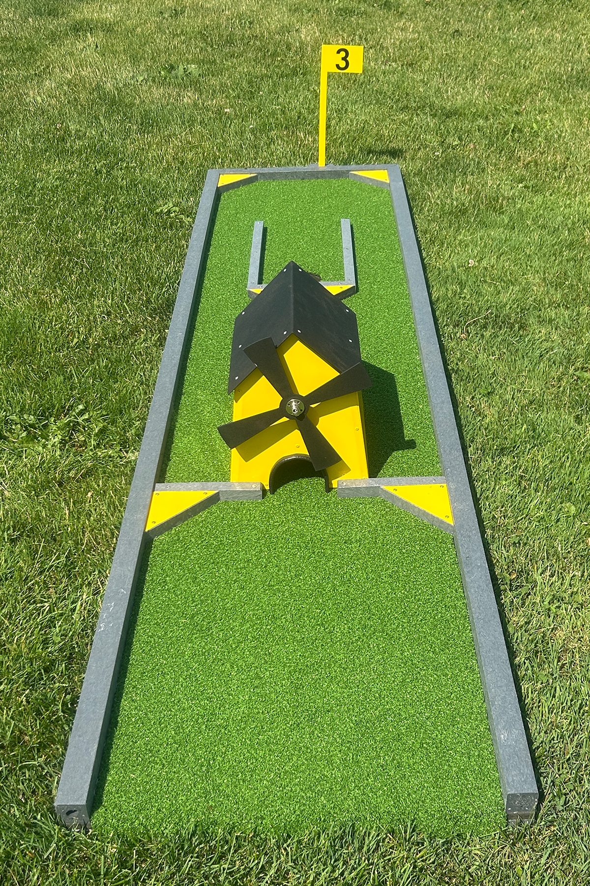 3 PORTABLE MINI GOLF COURSE RENTAL